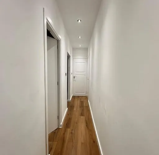 Cozy Corner In Apartment *